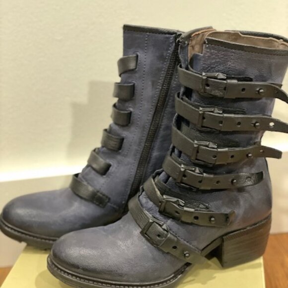 *SOLD* A.S.98 Charlton (Blue) *Rare* EU37/US7 - Picture 2 of 5